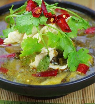 简易版滑嫩酸菜鸡片