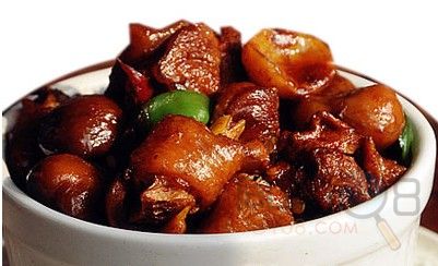 板栗红烧鸡