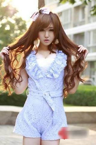 新"宅男女神"童颜巨乳樱桃妹走红网络